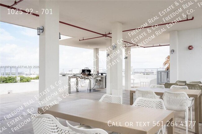 Building Photo - 1025 92nd St