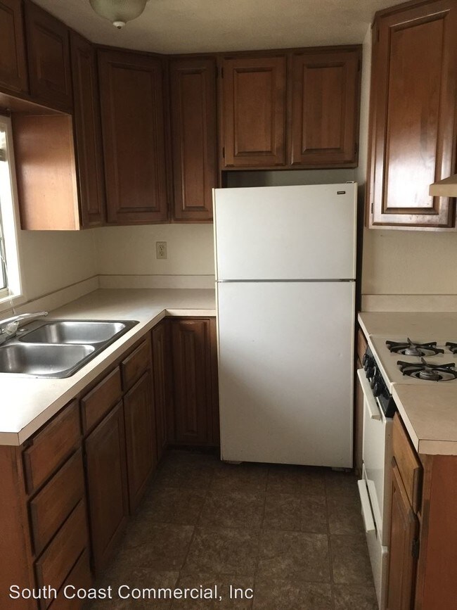 Foto del edificio - 5083-5087 Narragansett Ave