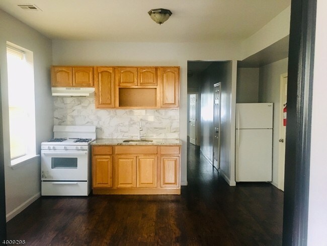 Foto del edificio - 482 S 17th St