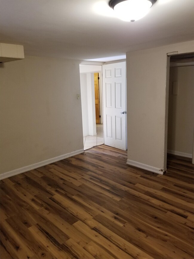 Foto del edificio - 316 E Ashley St