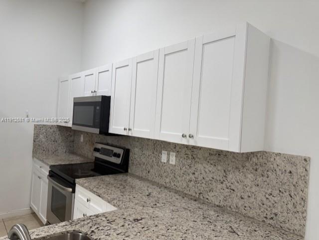 Foto del edificio - 4850 NW 102nd Ave