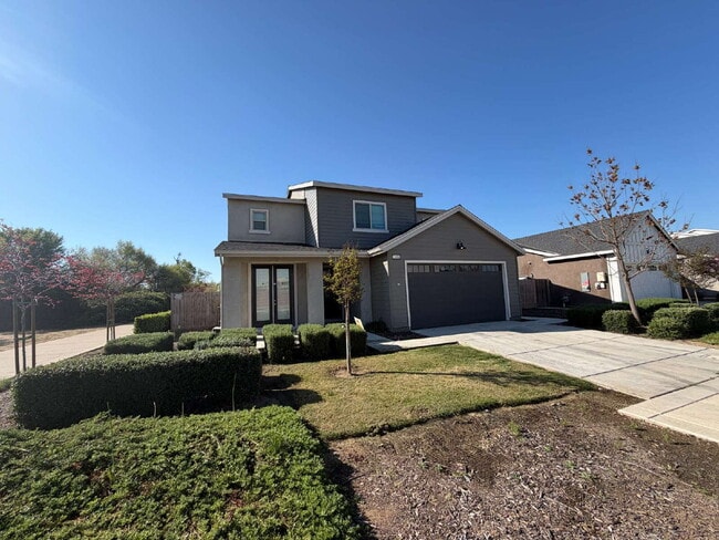 Building Photo - 2494 Valdes Dr