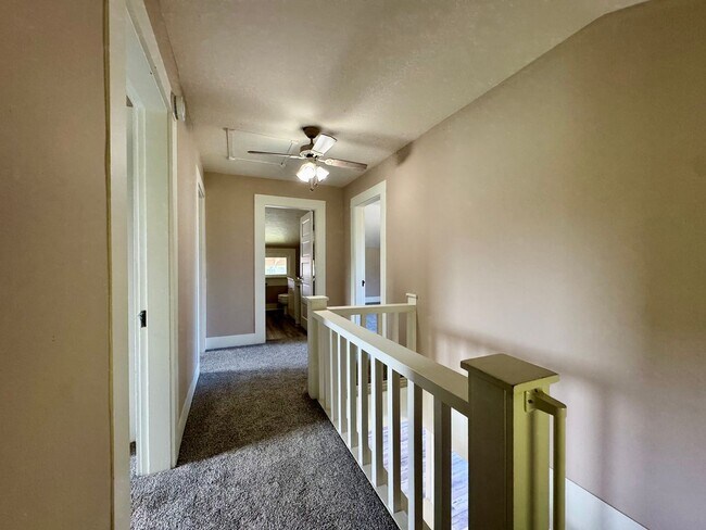 Foto del edificio - Charming Craftsman in Bandon Heights | 3 Bed / 2 Bath | Ocean & River Views