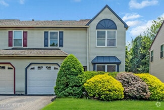 Building Photo - 19 Longbrook Ln