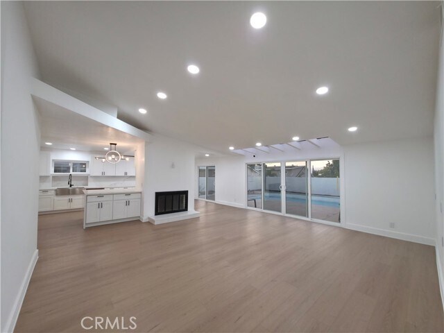 Building Photo - 115 W Rancho Rd