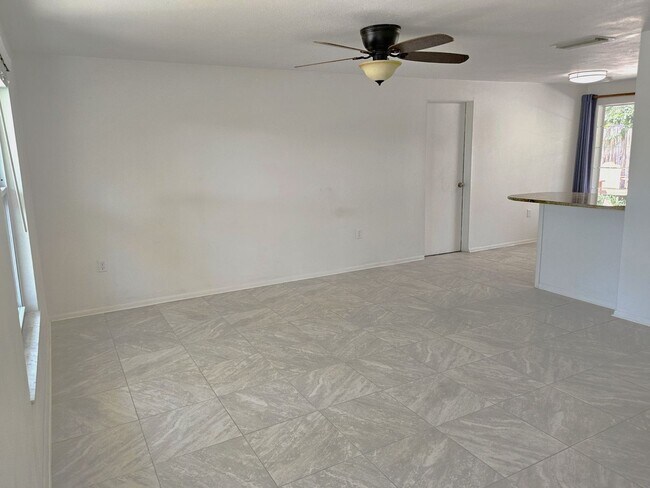 Foto del edificio - Annual rental – Charming VENICE ISLAND Hom...
