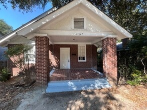 Building Photo - 2427 Sulton St