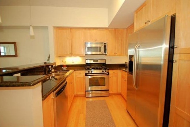 Foto principal - 550 Pleasant St