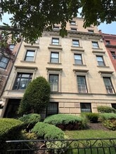 Building Photo - 412 Beacon St
