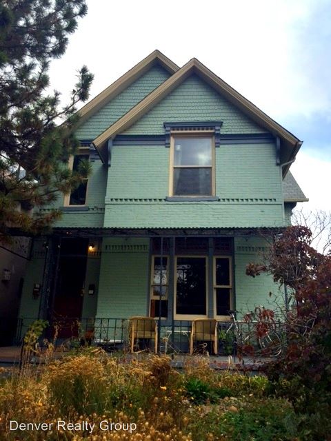Primary Photo - 2338 Marion St