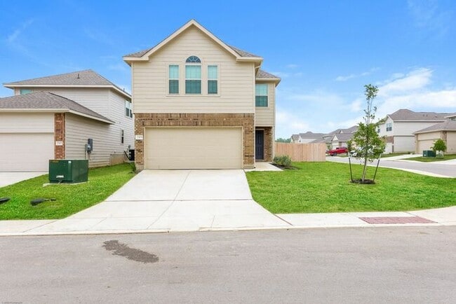 Building Photo - 2303 Applewhite Mdw