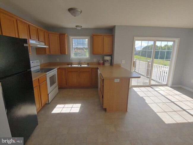 Building Photo - 356 Viewpoint Way
