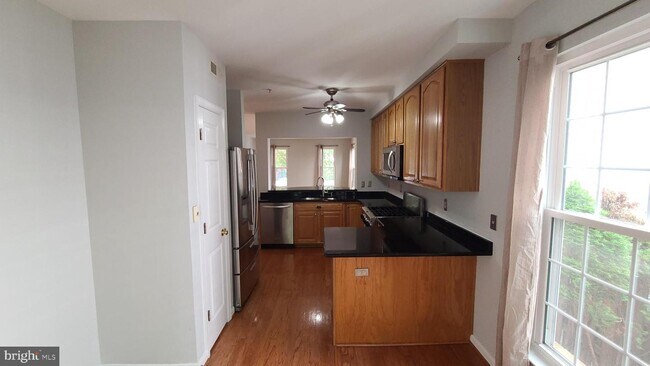 Building Photo - 1516 Northern Neck Dr