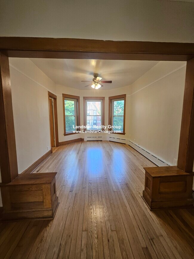 Foto del edificio - 4828 N Damen Ave