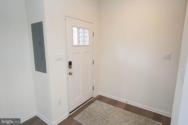 Foto del edificio - 1624 Severn St