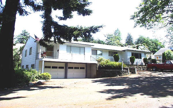Foto del edificio - 10331-10341 NE Fargo St