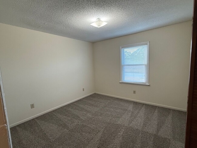 Foto del edificio - 2 Bedroom 1 Bathroom