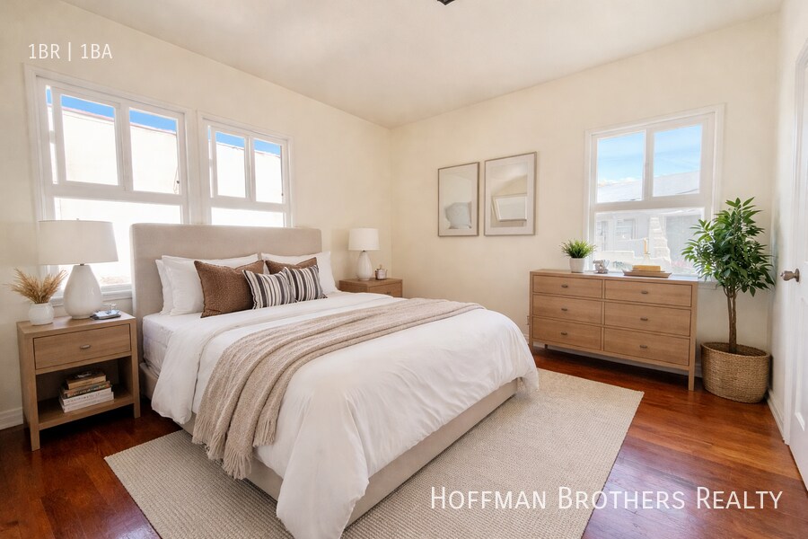 Foto del edificio - 518 1/2 N Heliotrope Dr-518 1/2
