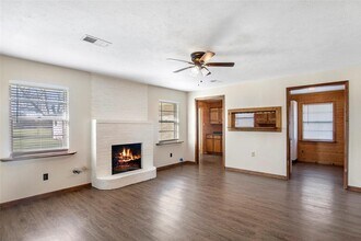 Building Photo - 17219 Janacek Rd