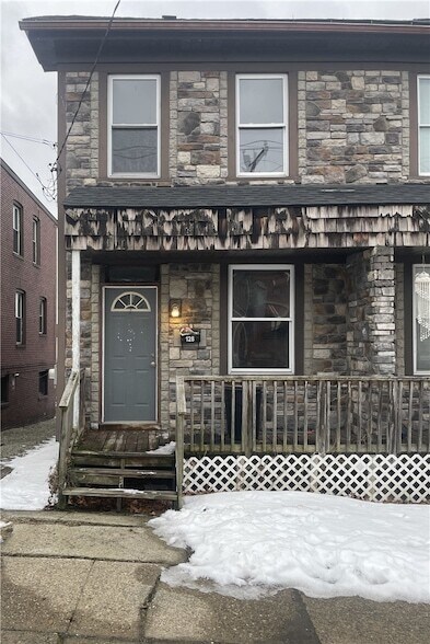 Foto del edificio - 128 S Spring Ave