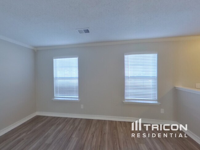Building Photo - 509 Gisbourne Ln