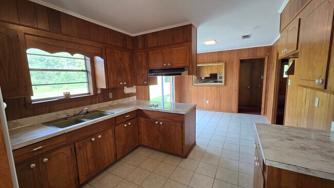 Foto del edificio - 2578 Fords Creek Rd