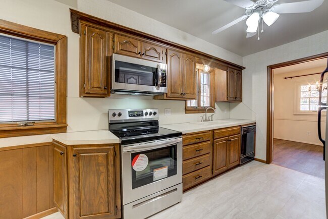 Foto del edificio - 3 Bed 2 Bath Rental Home in Tulsa