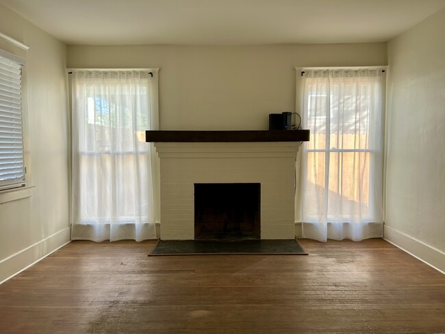 Living Room - 3442 1st St