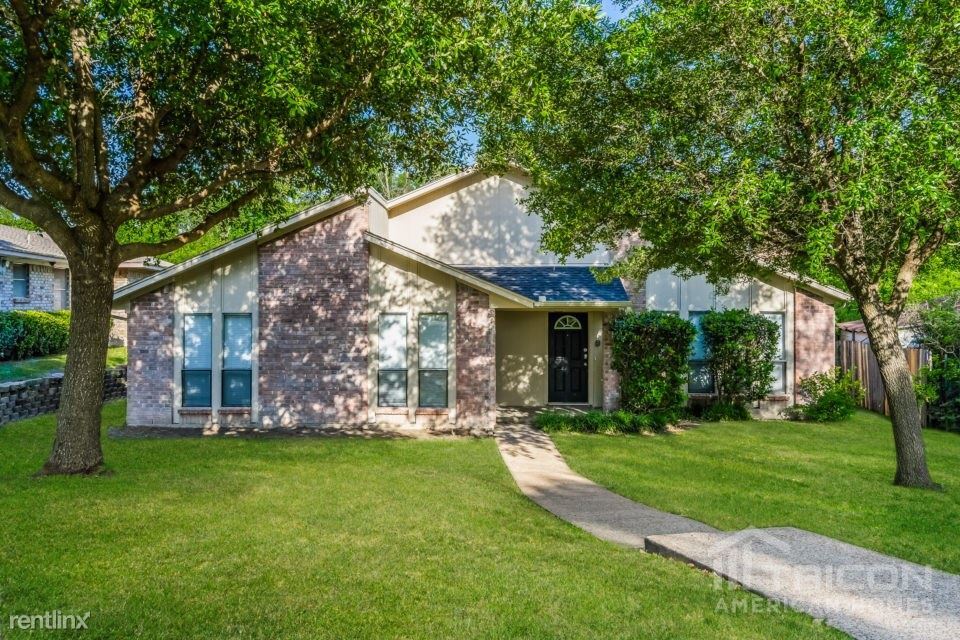 Foto principal - 7712 Los Alamitos St