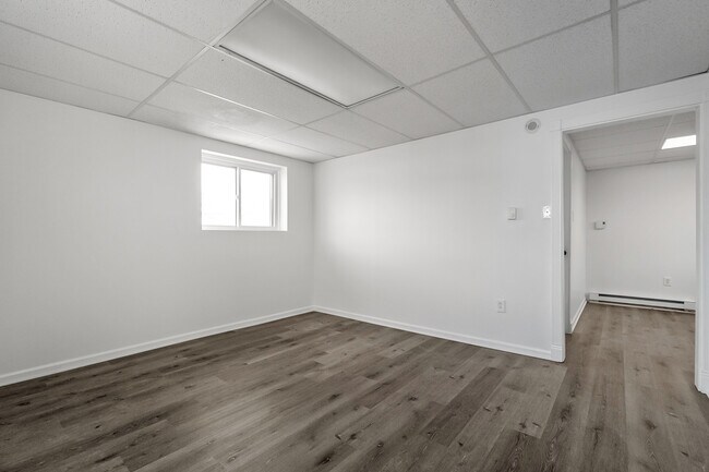 Foto del edificio - 730 E Washington St