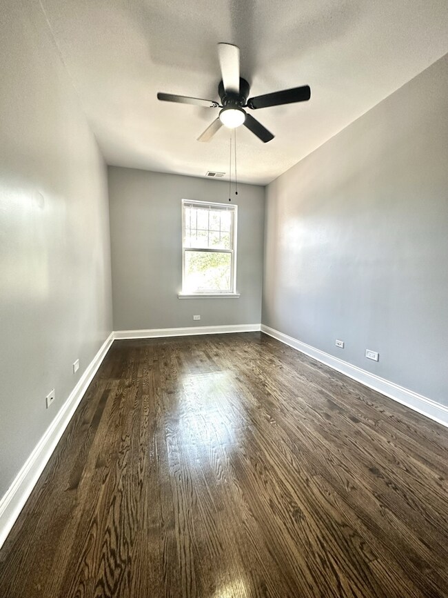 Foto del edificio - 4454 N Sheridan Rd