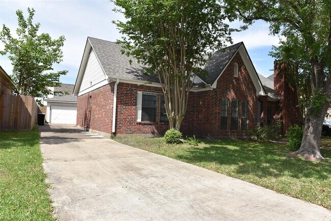 Foto del edificio - 12134 Ella Lee Ln