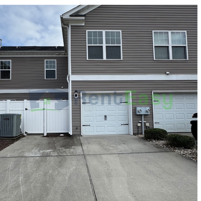 Photo - 411 Abelia Way House