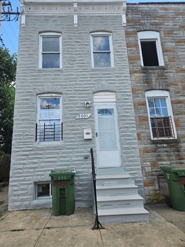 Building Photo - 2001 McHenry St