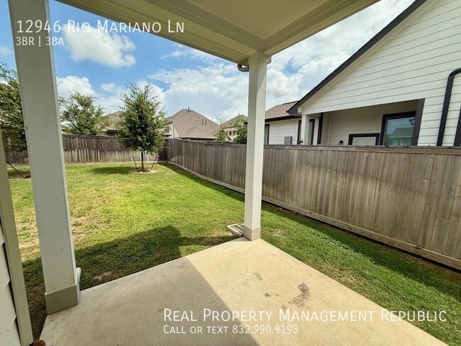 Building Photo - 12946 Rio Mariano Ln