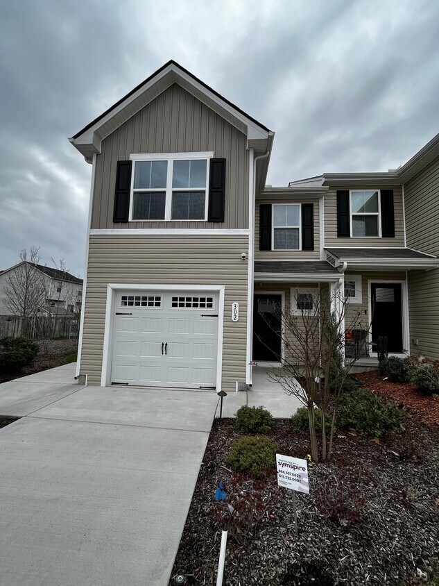 302 Sunny Vw Dr, Lebanon, TN 37090 Condo for Rent in Lebanon, TN