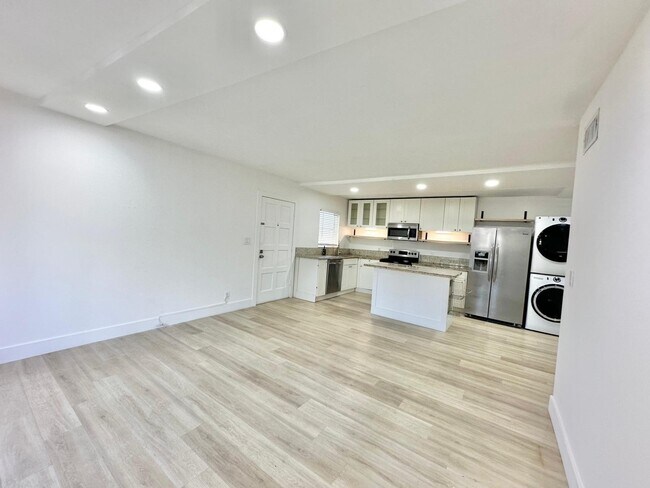 Foto del edificio - 1271 NW 13th St