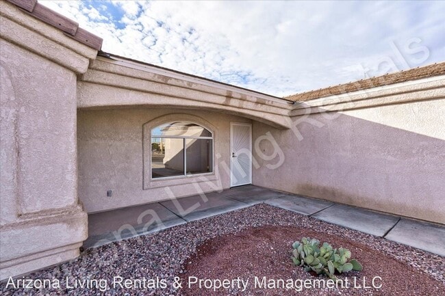 Building Photo - 3 br, 2 bath House - 3400 Jamaica Blvd N