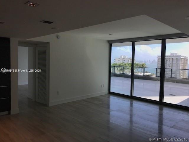 Foto del edificio - 1451 Brickell Ave