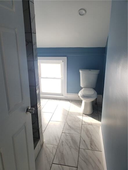 Foto del edificio - 142 Pocasset Ave