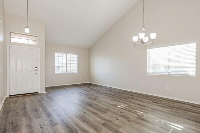 Foto del edificio - 8338 W Kingman St