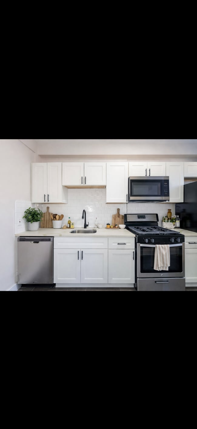 Floorplan - 5616 Pershing Apartment