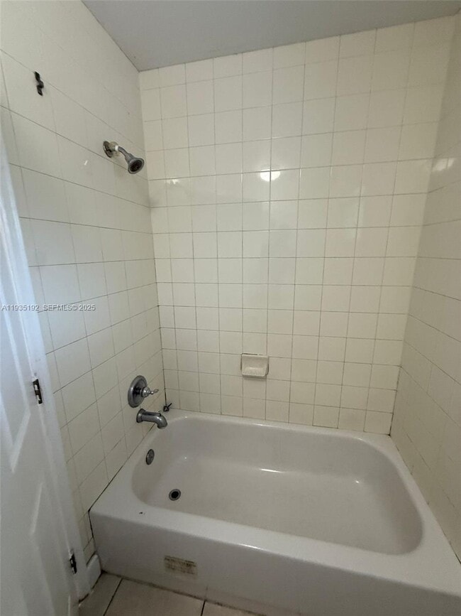 Foto del edificio - 4271 NW 5th St