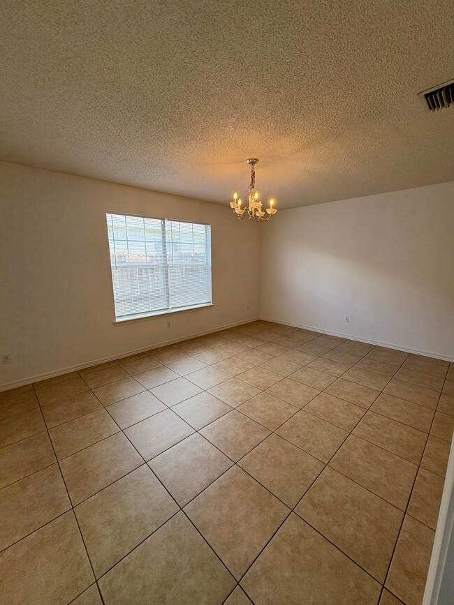 Foto del edificio - 953 Southern Oaks Ct