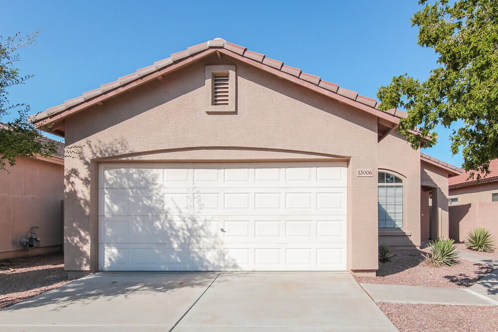 Primary Photo - 13006 W Aster Dr