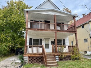 Building Photo - 9801 Raymond Ave