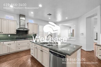 Building Photo - 5250 White Emerald Dr
