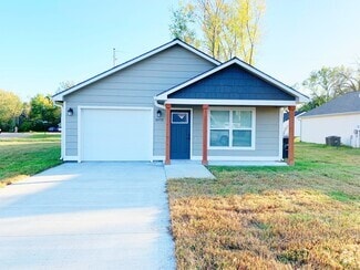 Building Photo - 1603 Hill Valley Dr