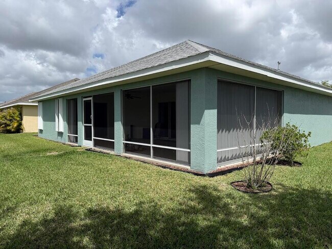 Foto del edificio - 515 South Valencia Cir SW