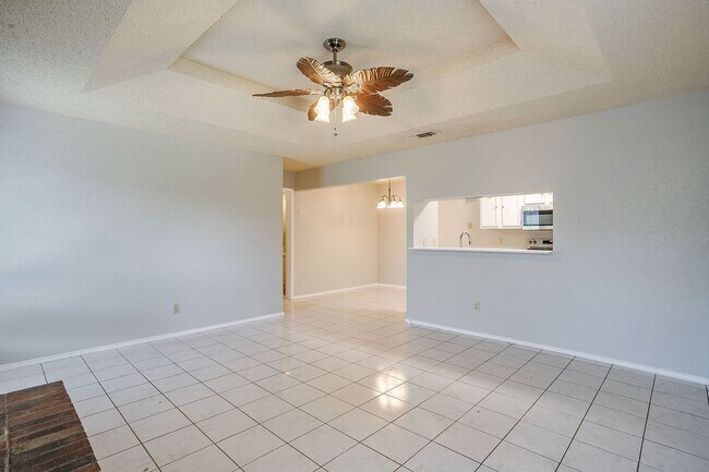 Foto del edificio - 4517 Compass Ct